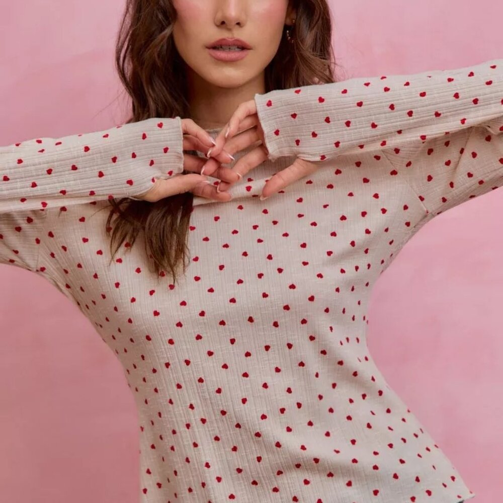 SO ME Ditsy Heart All Over Slub Rib Knit Valentine Top - Picture 2 of 7
